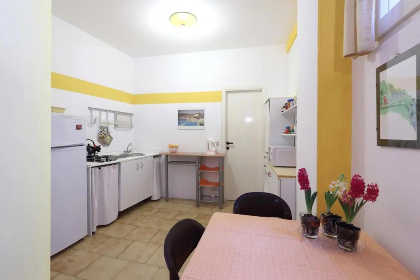 Appartamento Basuetta Alle Cinque Terre Con Ac Monterosso al Mare Zewnętrze zdjęcie